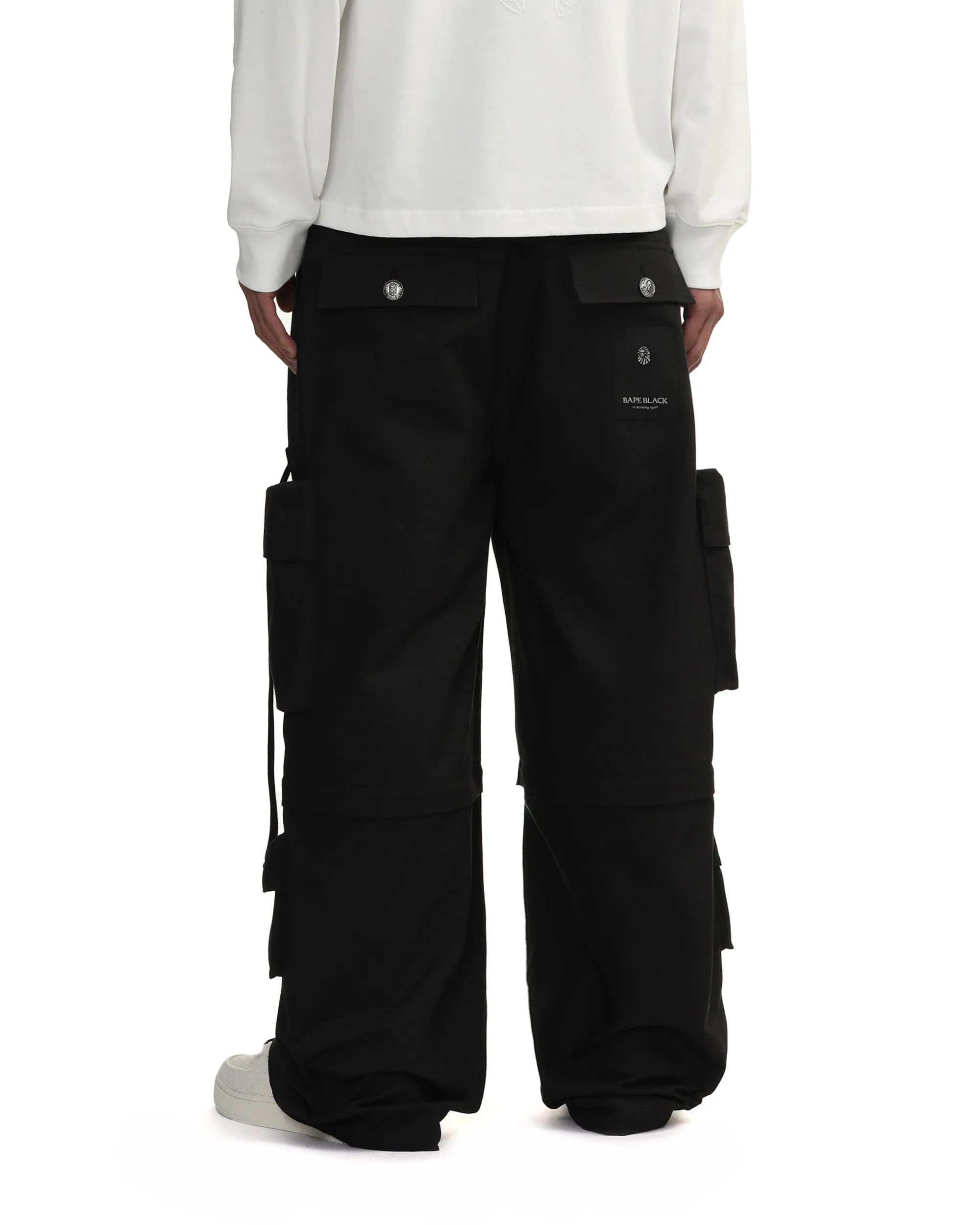 Wide cargo pants