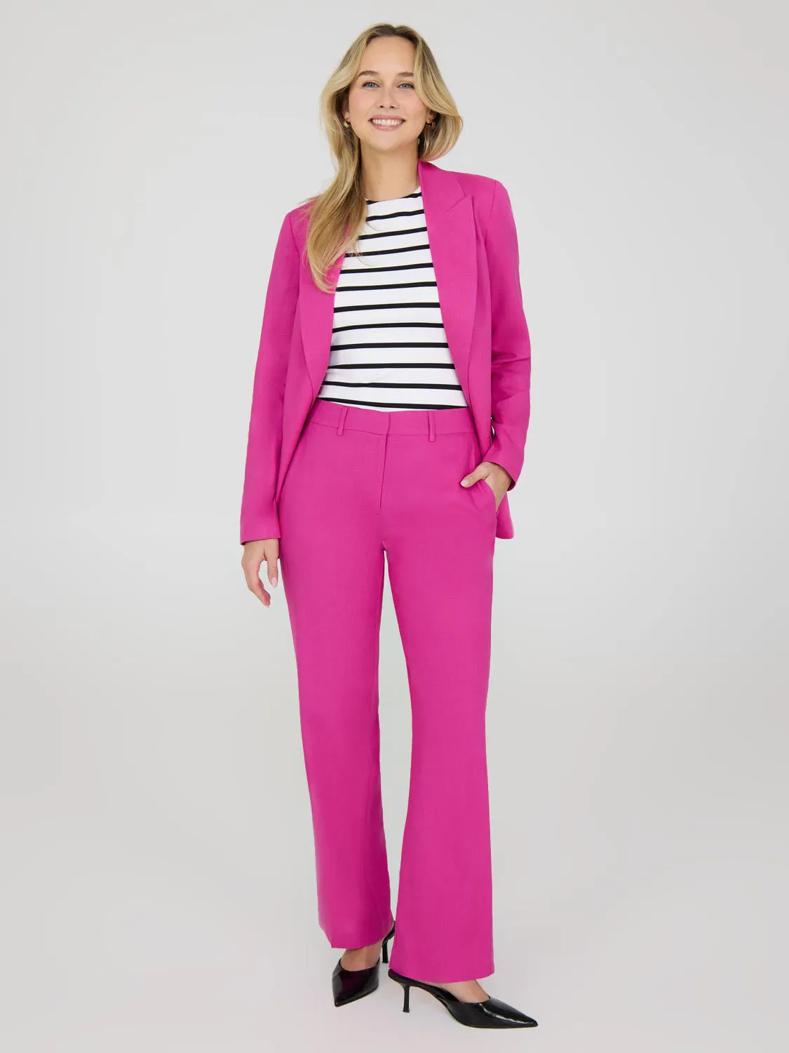 Wide-Leg Linen Pants