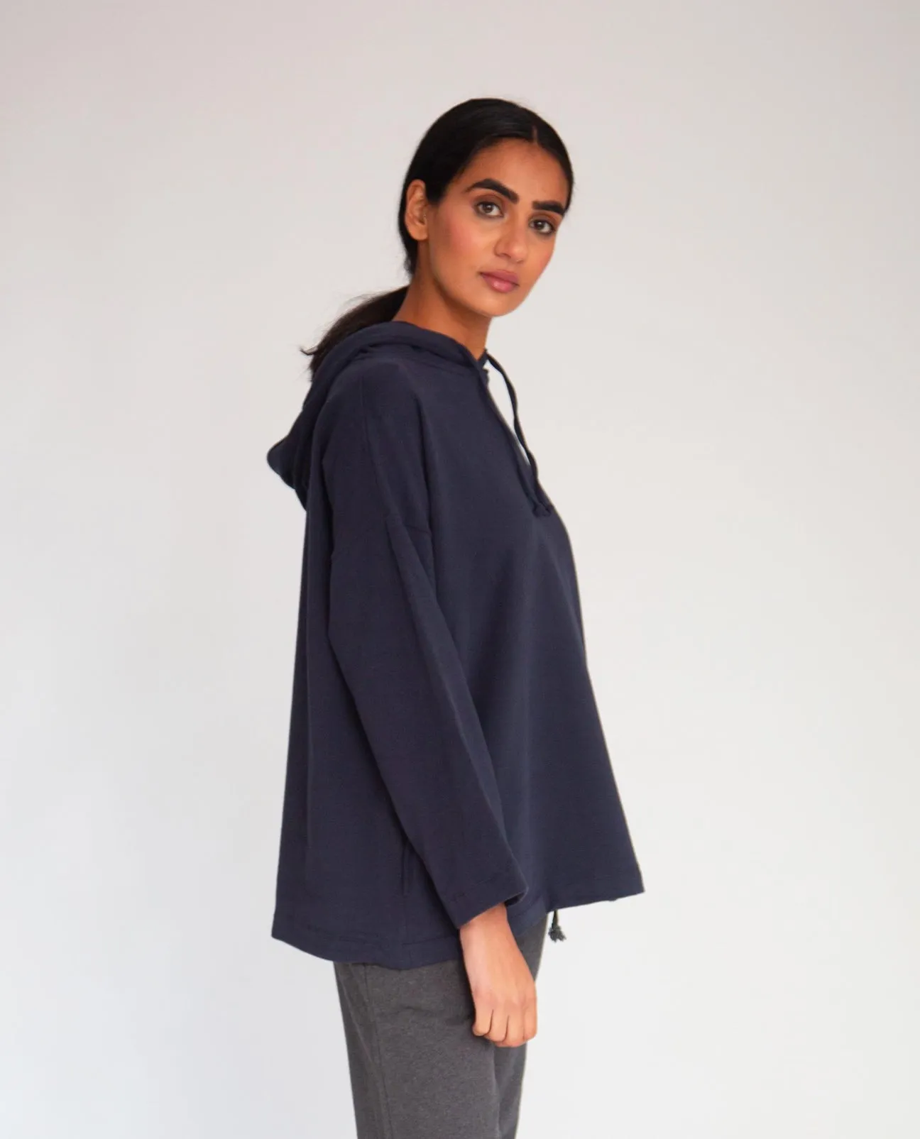Yasmin Organic Cotton Hoodie In Navy