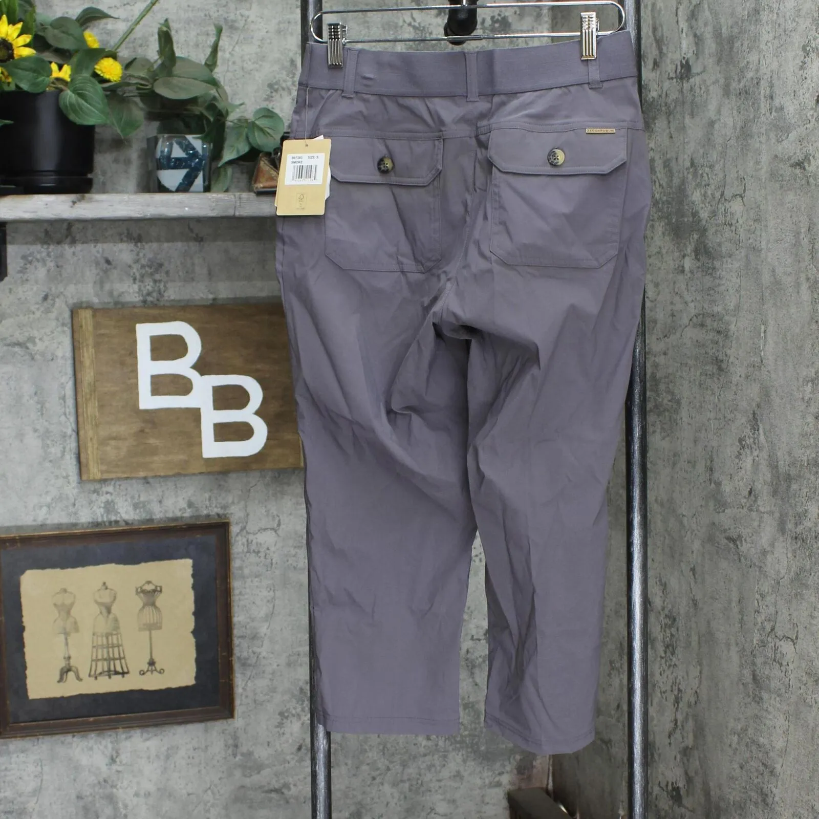 Zeroxposur Women's Sacramento Stretch Capri Pants B97283 Gray S
